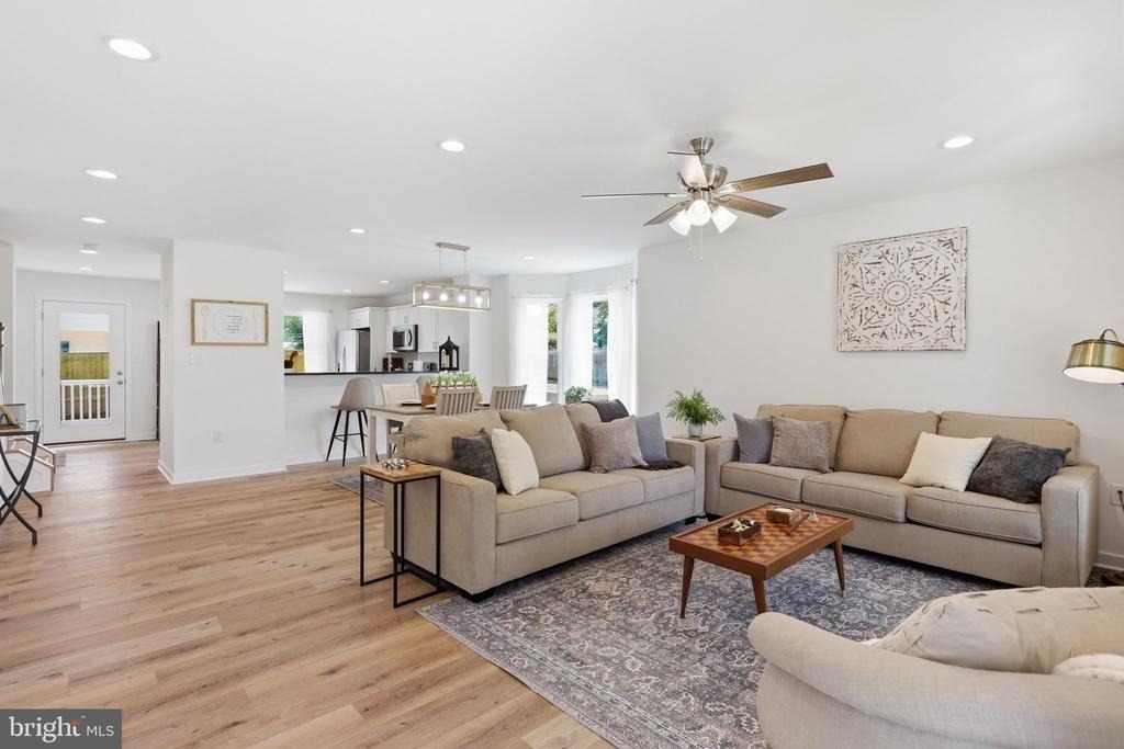242 Blue Ridge Avenue - Photo 5
