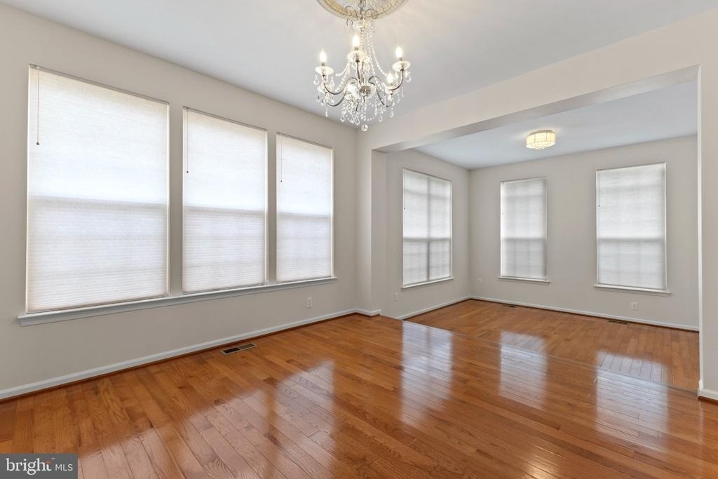 6 Charter Gate Drive - Photo 3