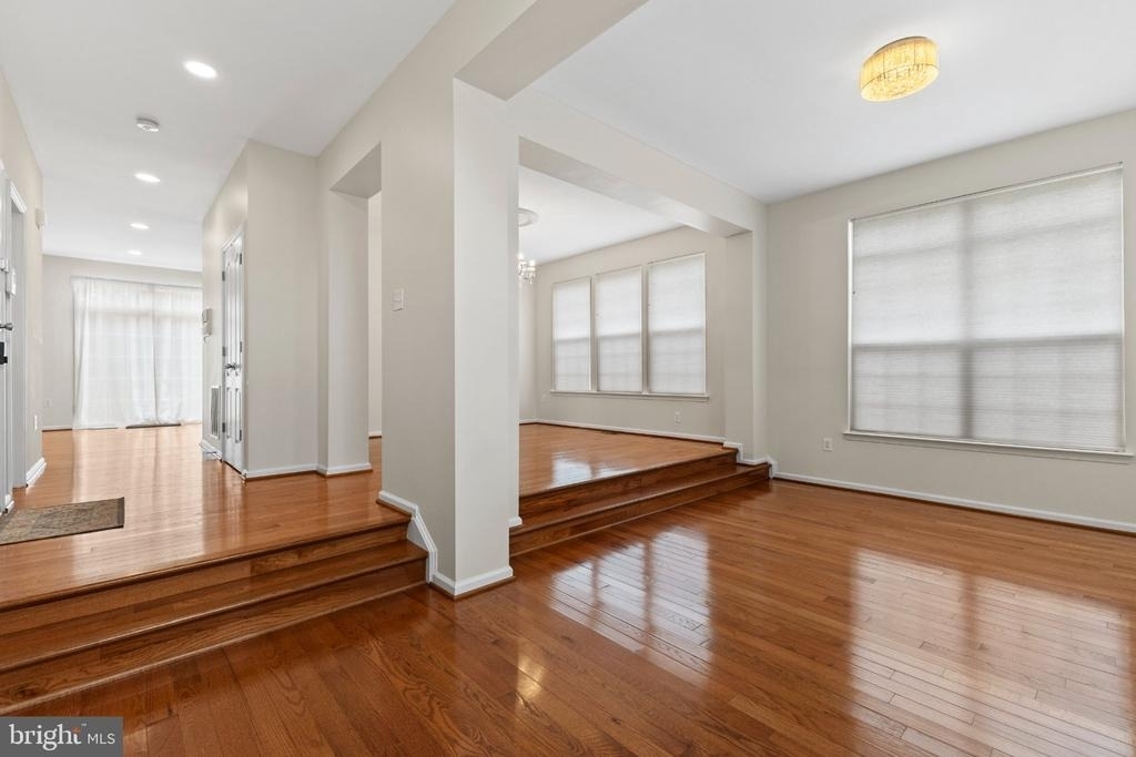 6 Charter Gate Drive - Photo 2