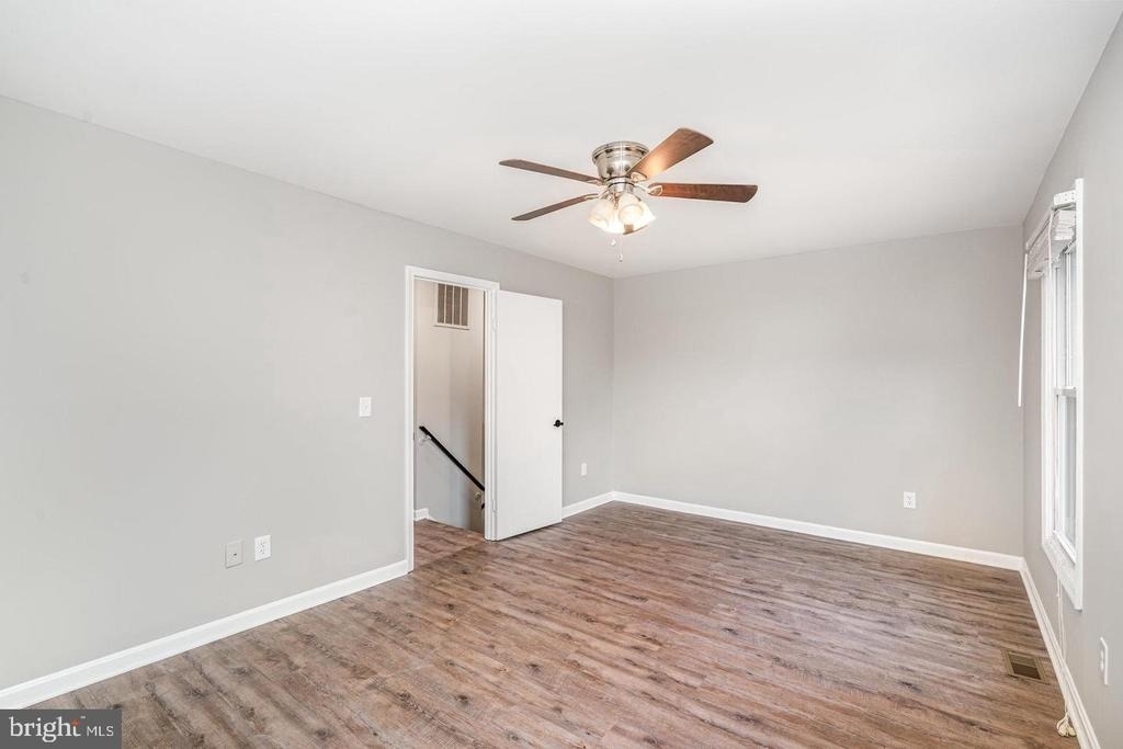 10701 Houck Drive - Photo 15