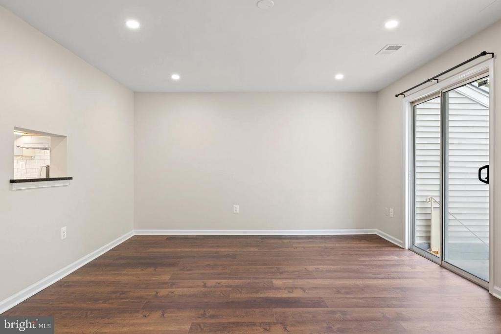 2821 Madeira Court - Photo 38