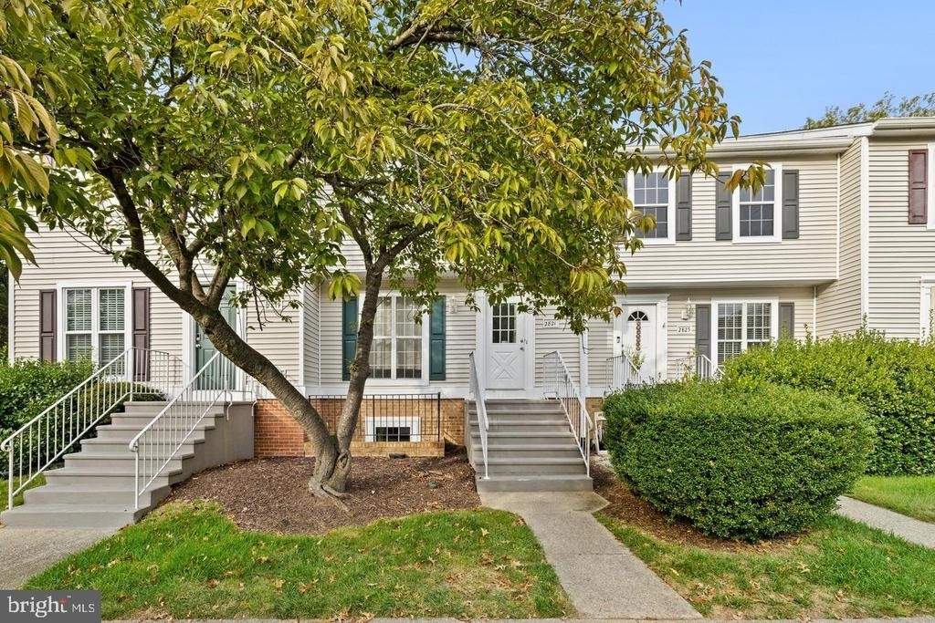 2821 Madeira Court - Photo 32