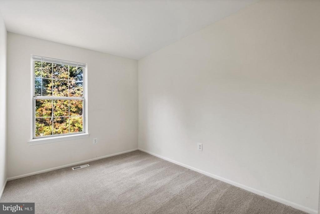 2821 Madeira Court - Photo 10