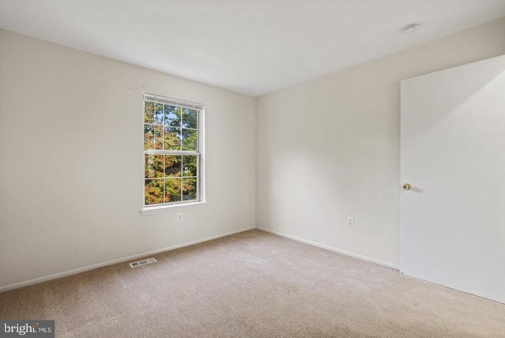 2821 Madeira Court - Photo 14