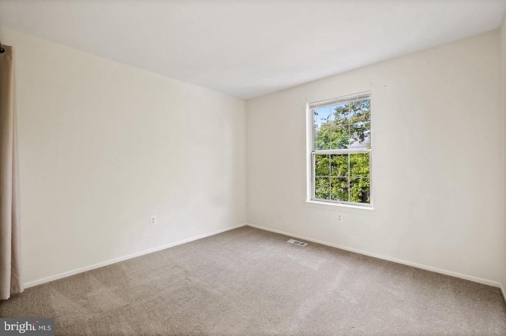 2821 Madeira Court - Photo 12