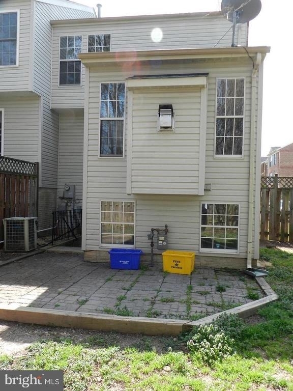 12800 Silvia Loop - Photo 2