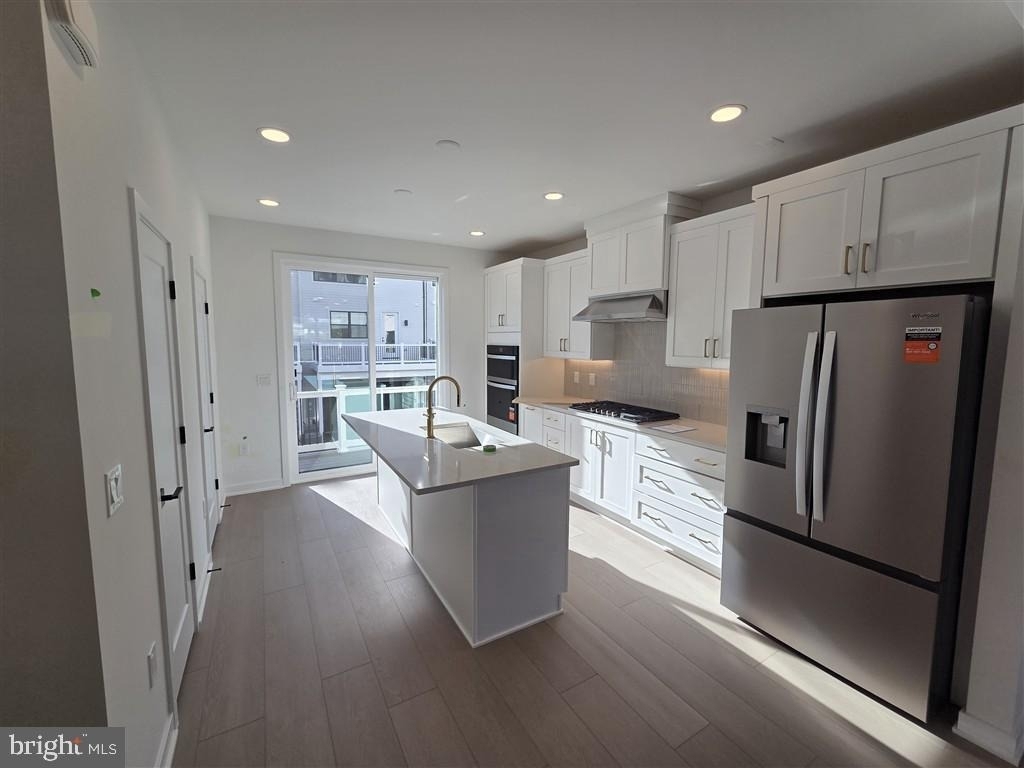25039 Deselby Square - Photo 2