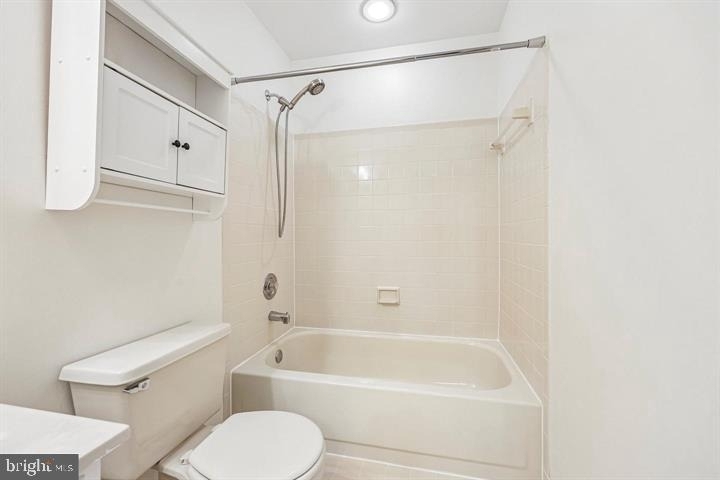21208 Hedgerow Terrace - Photo 28