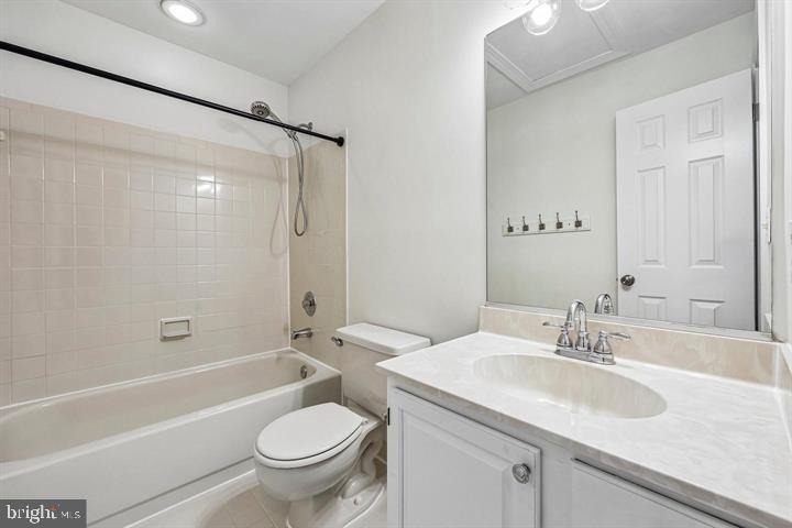 21208 Hedgerow Terrace - Photo 30