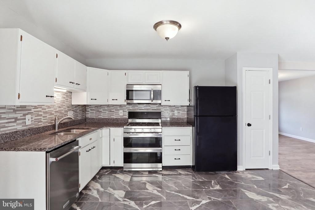 303 W Church Road - Photo 9