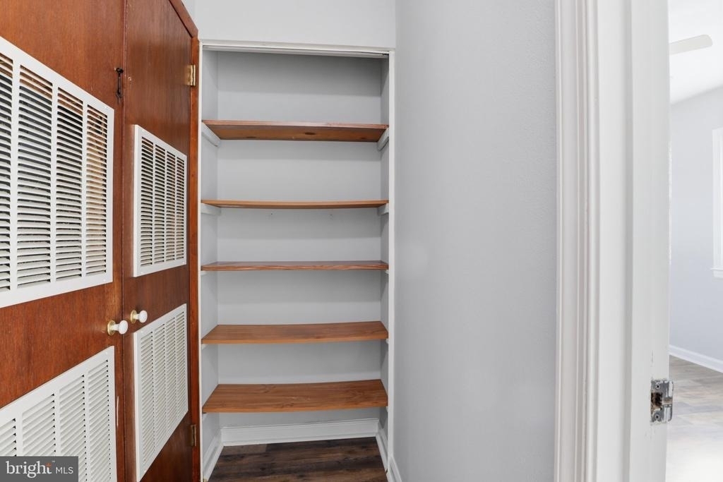 303 W Church Road - Photo 17