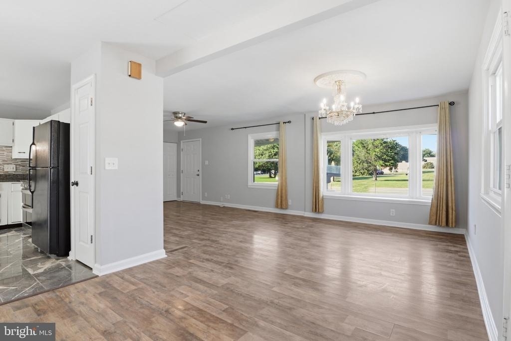 303 W Church Road - Photo 7