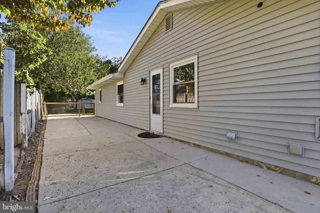 303 W Church Road - Photo 20