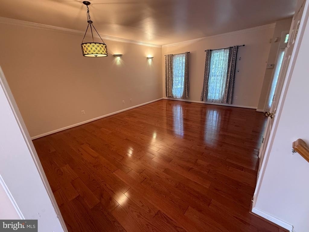 20597 Banbury Square - Photo 12