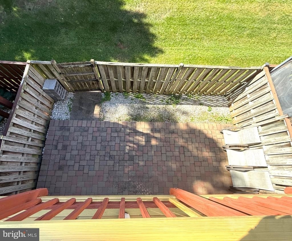 20597 Banbury Square - Photo 11