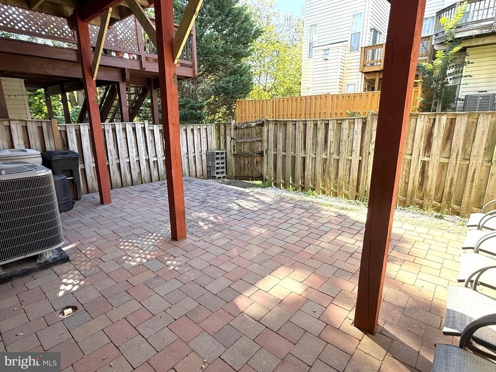 20597 Banbury Square - Photo 36