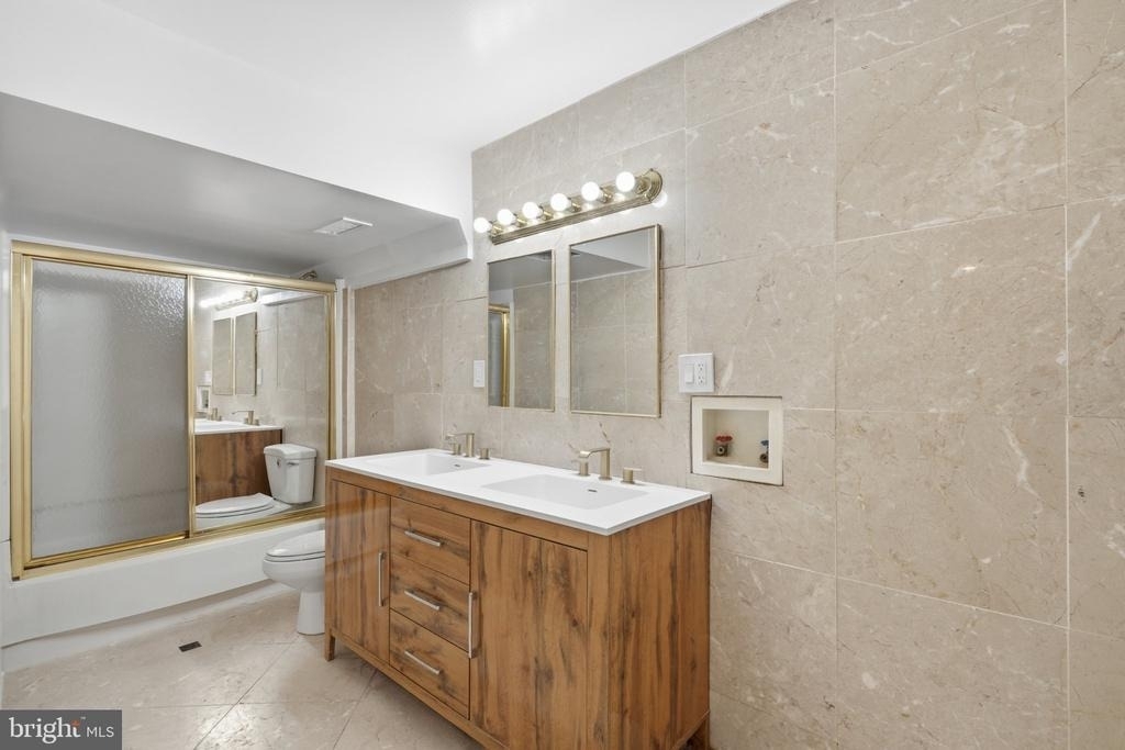 6503 Anna Maria Court - Photo 36