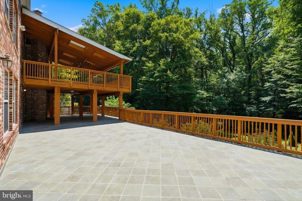 6503 Anna Maria Court - Photo 48