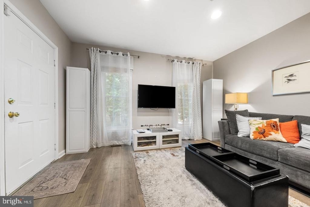 8850 Ashgrove House Lane - Photo 3