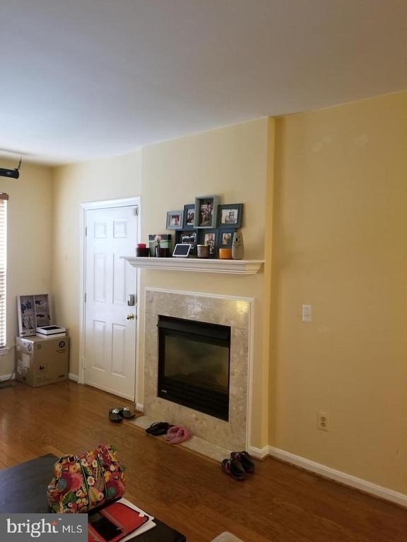 1587 Leeds Castle Drive - Photo 0