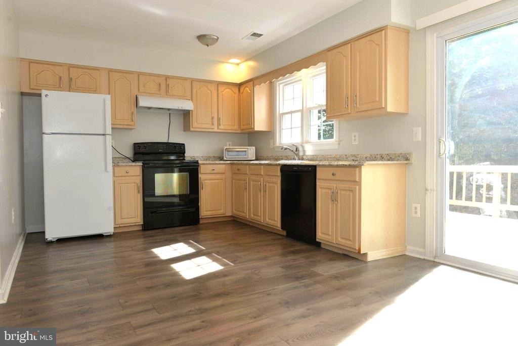 7379 Hidden Knolls Court - Photo 5