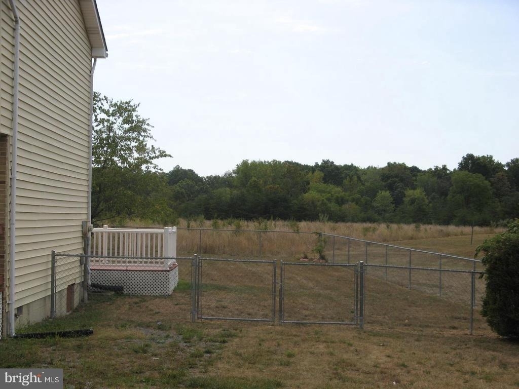 125 Pocono Place - Photo 15
