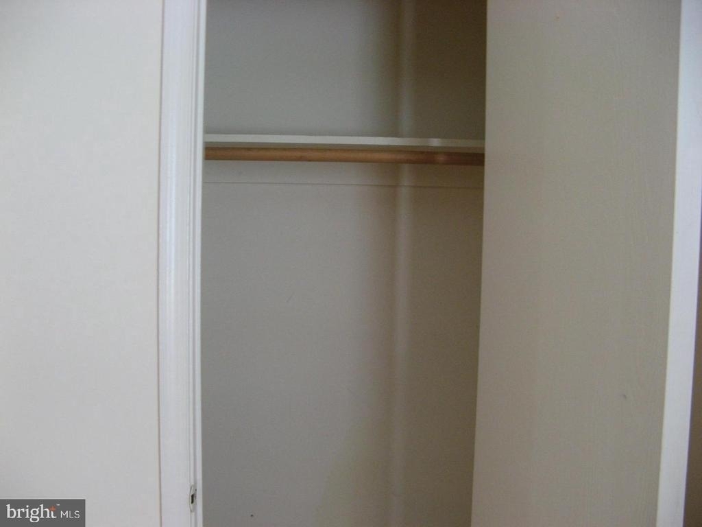 125 Pocono Place - Photo 10