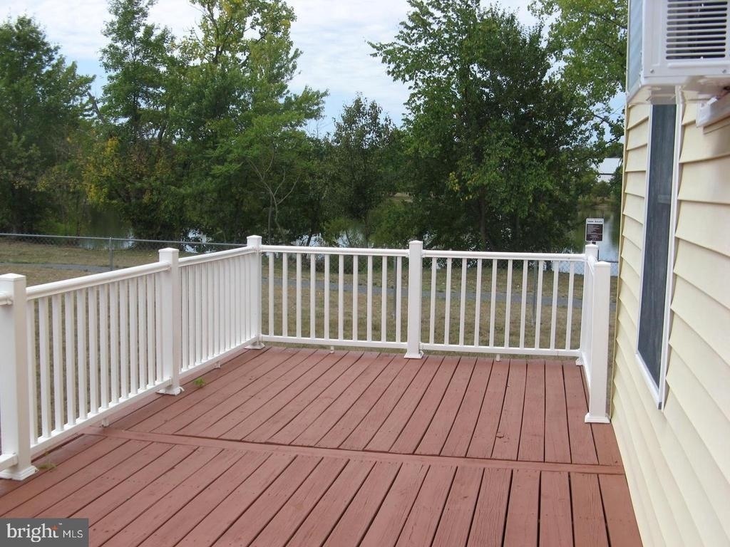 125 Pocono Place - Photo 12