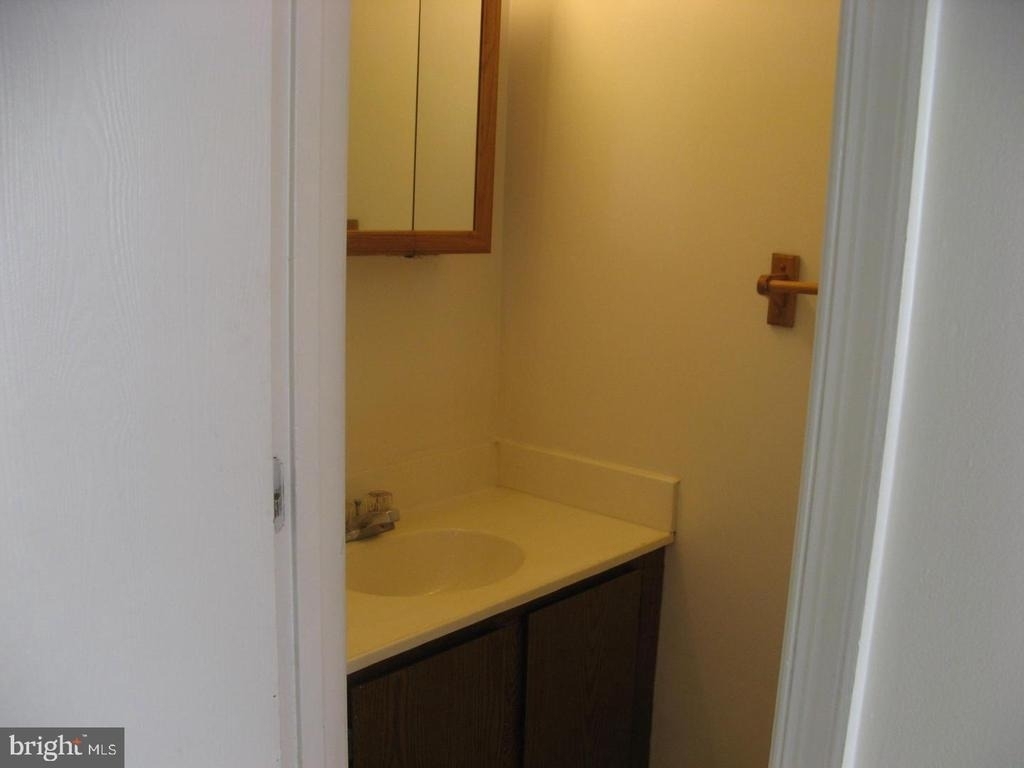 125 Pocono Place - Photo 6