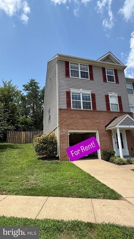61 Sire Way - Photo 0