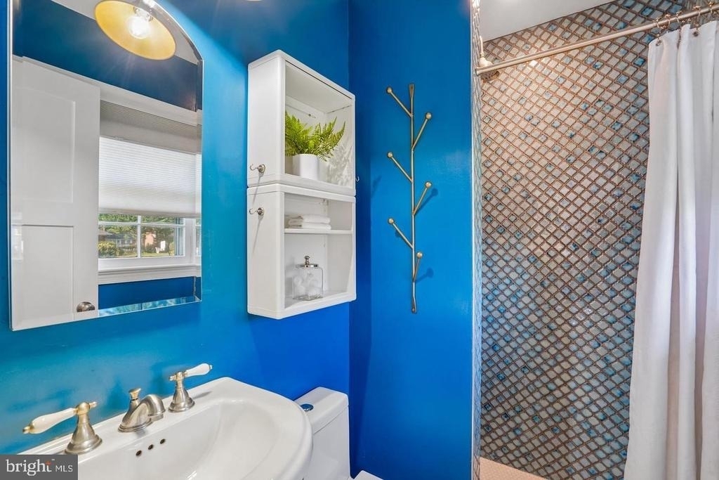10316 Monroe Court - Photo 12