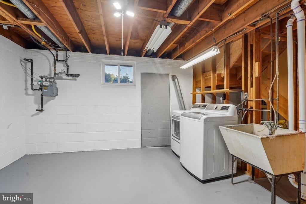 10316 Monroe Court - Photo 26