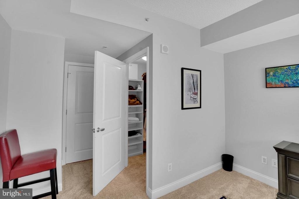 1020 Highland Street N - Photo 13