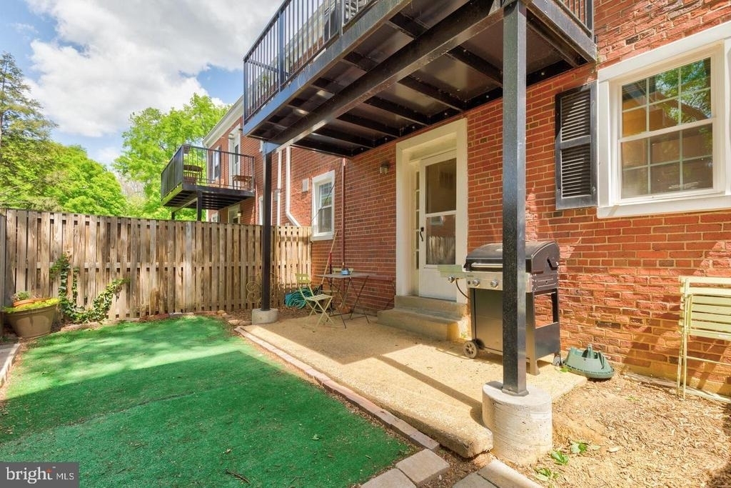 3000 S Columbus Street - Photo 3
