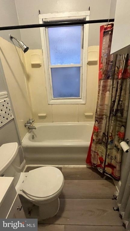 5241 Oxford Avenue - Photo 10