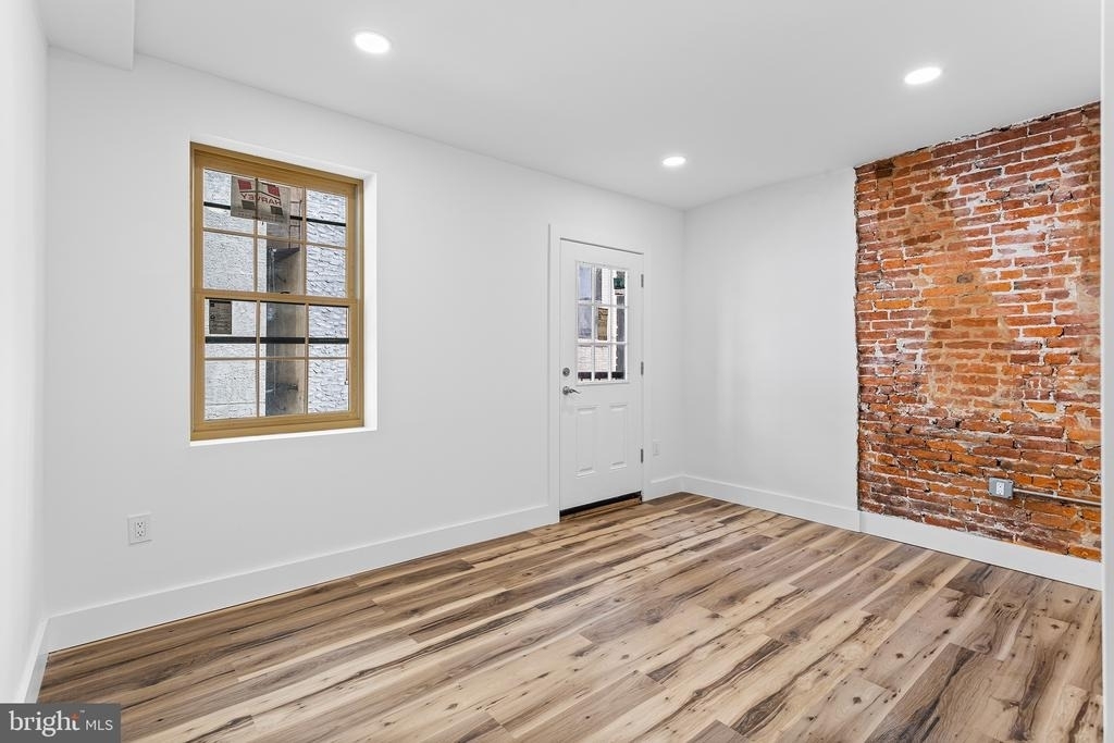 1224 Chancellor Street - Photo 9