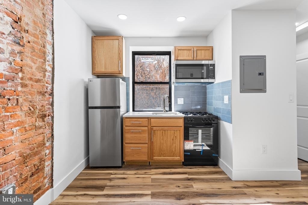 1224 Chancellor Street - Photo 7
