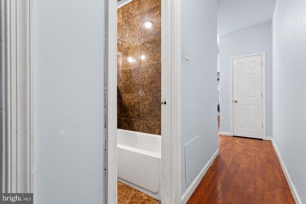 5446 Walnut Street - Photo 10