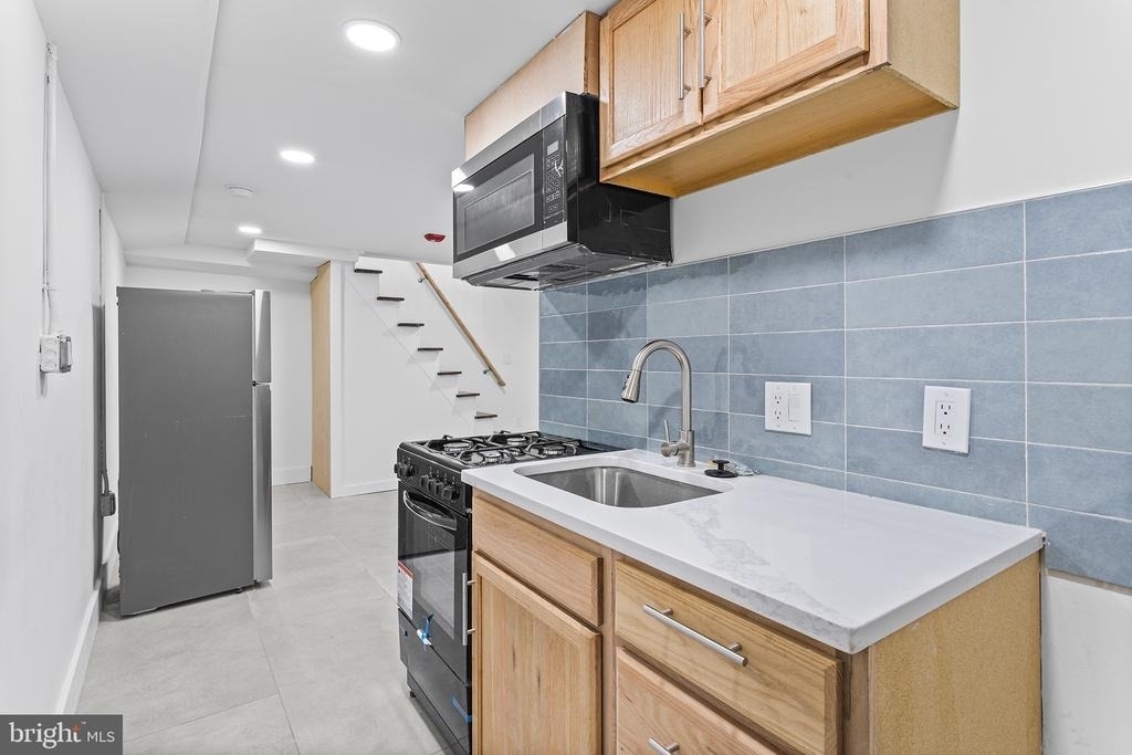 1224 Chancellor Street - Photo 12