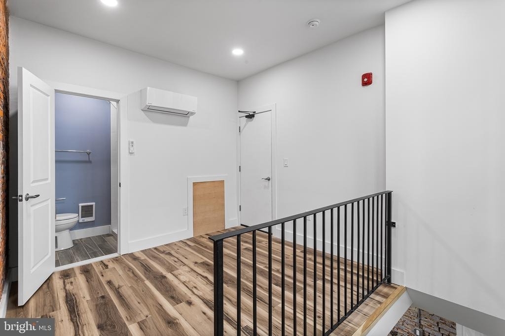 1224 Chancellor Street - Photo 3