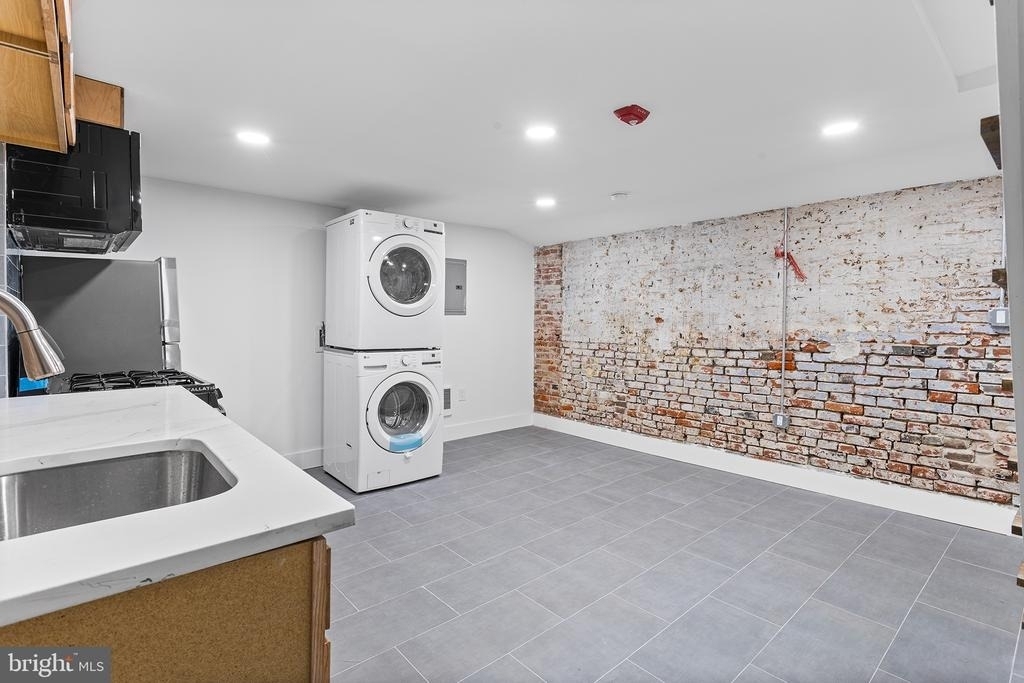 1224 Chancellor Street - Photo 8