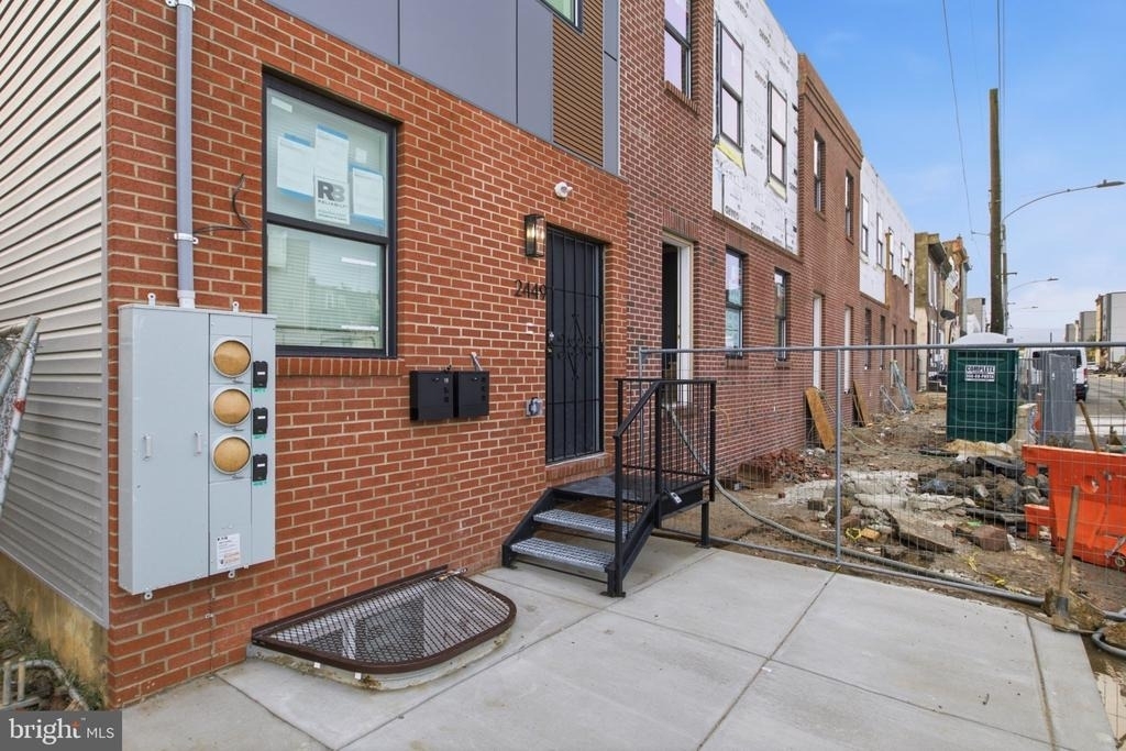 2449 N 6th Street - Photo 4