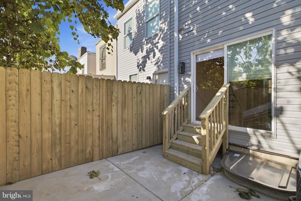 2613 N 12th Street - Photo 12