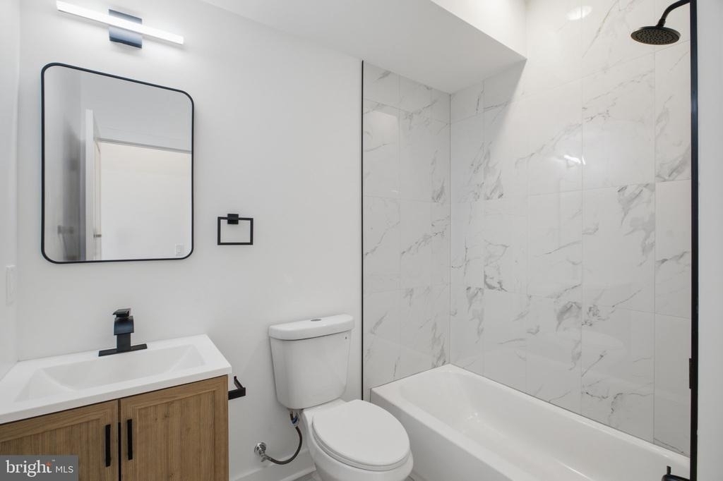 731 W Huntingdon Street - Photo 14