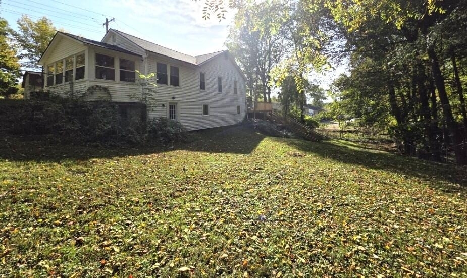 325 N Kendall Avenue - Photo 18