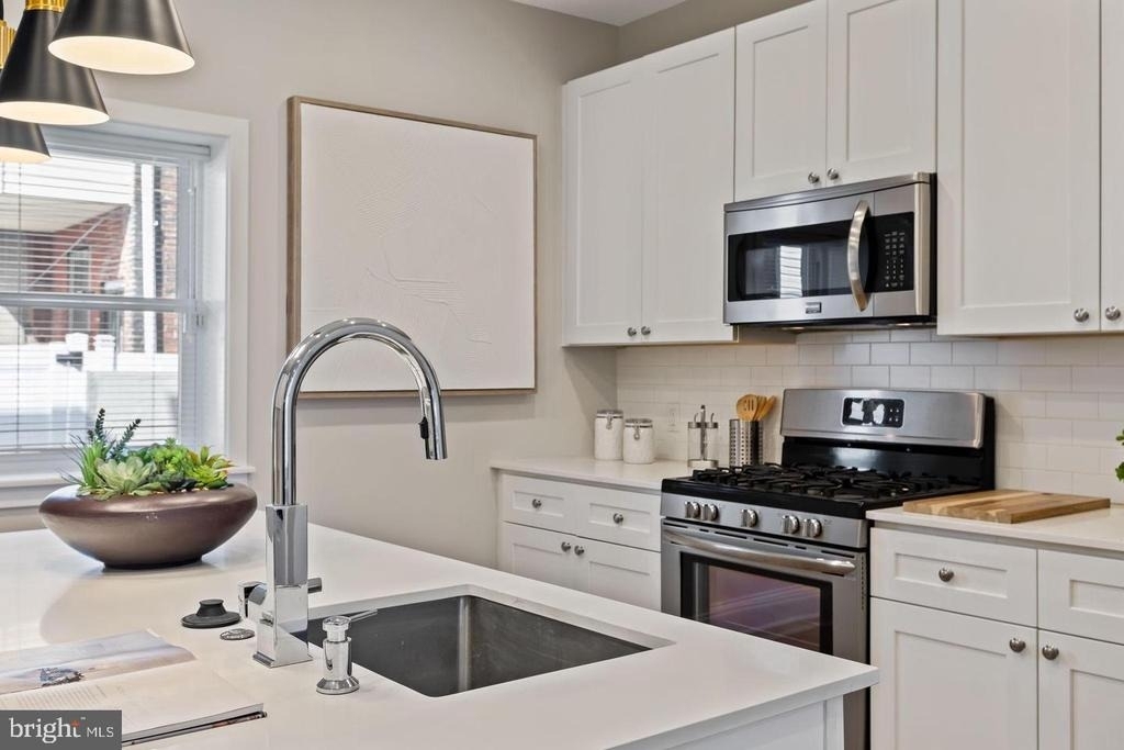 1406 S 23rd Street - Photo 9