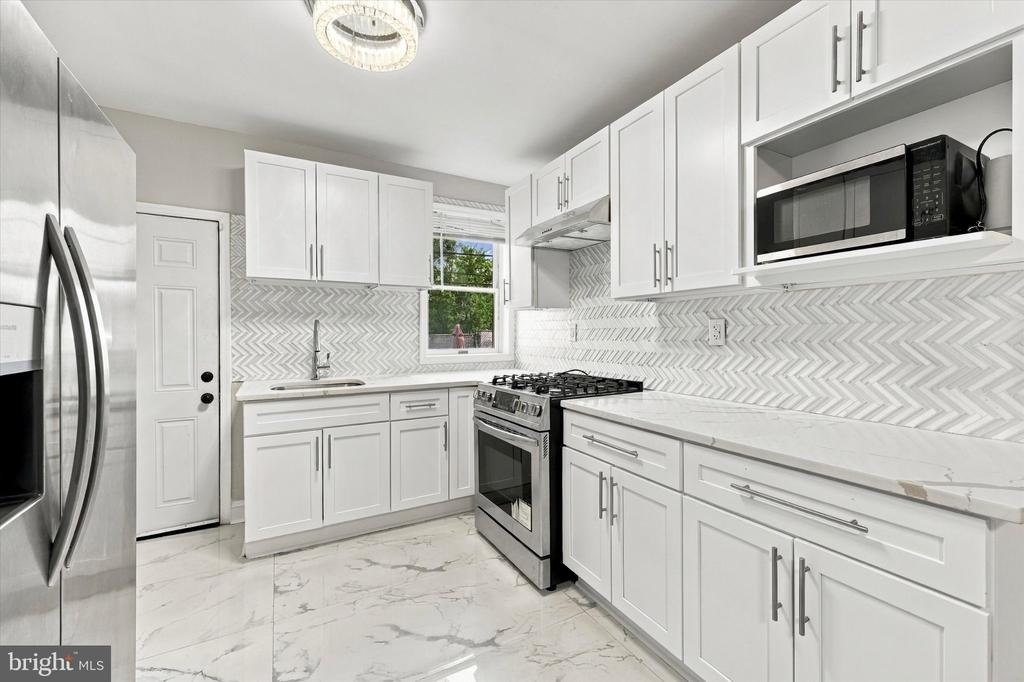 4629 Tampa Street - Photo 7