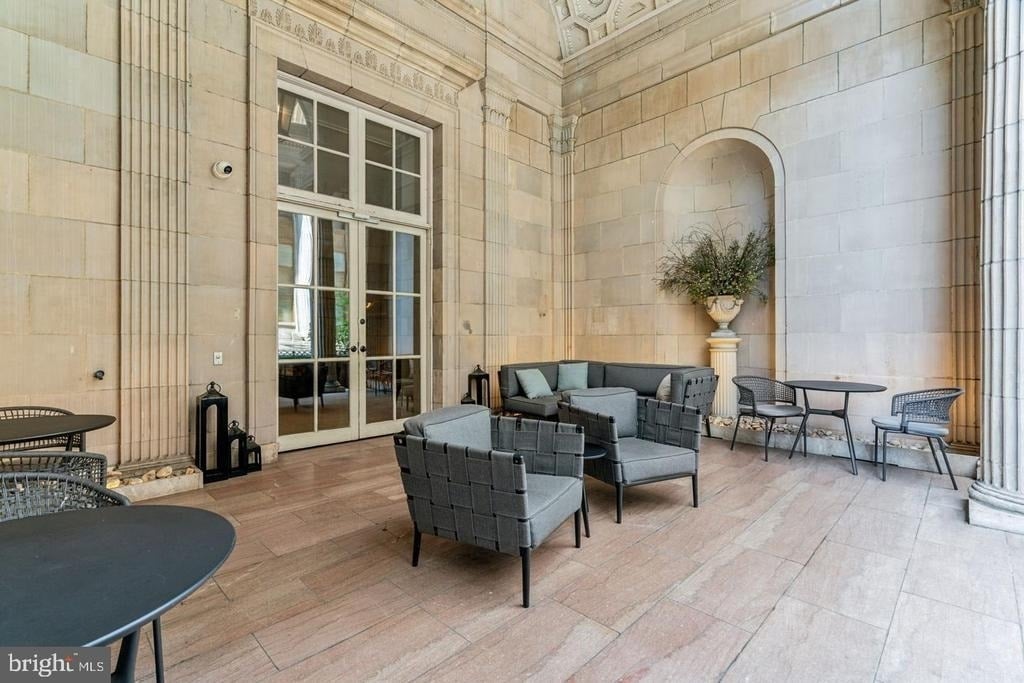 875 Sansom Street - Photo 33