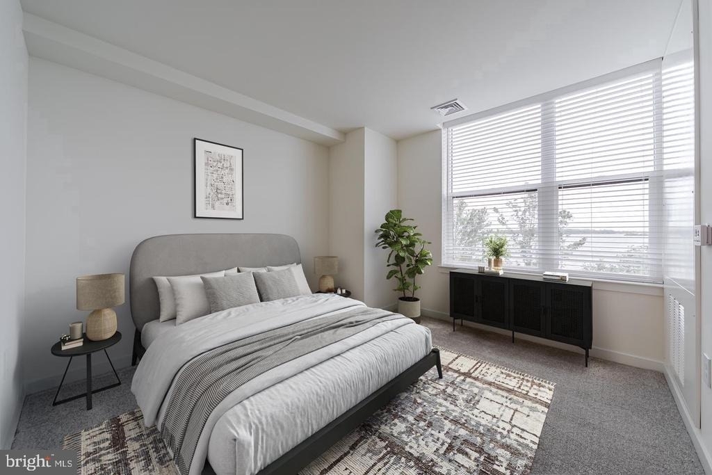 525 N Christopher Columbus Boulevard - Photo 4