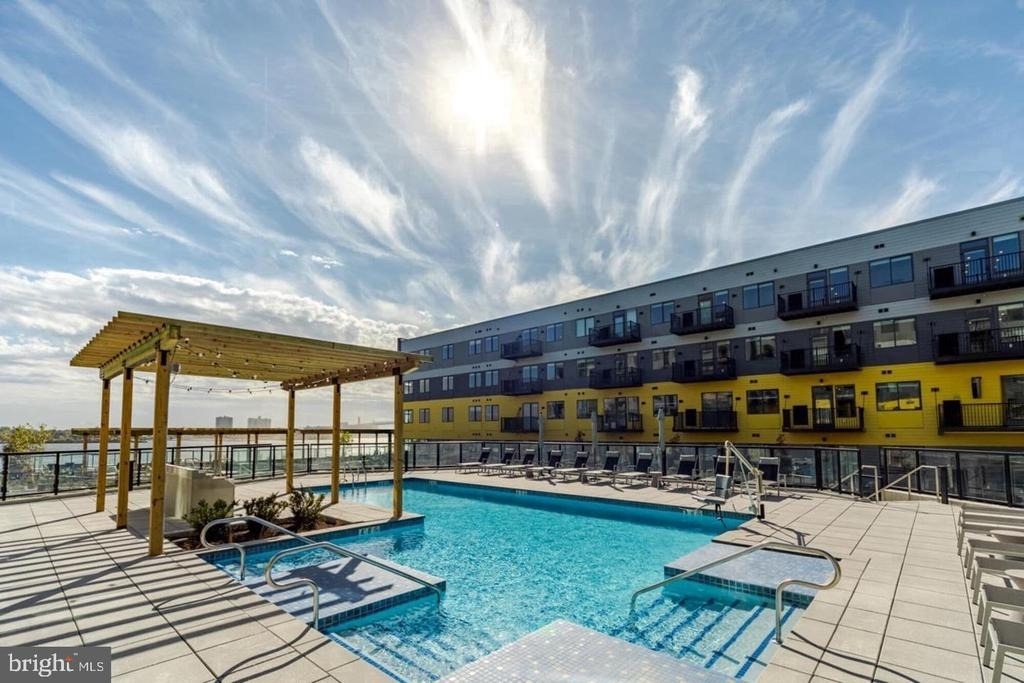 525 N Christopher Columbus Boulevard - Photo 7
